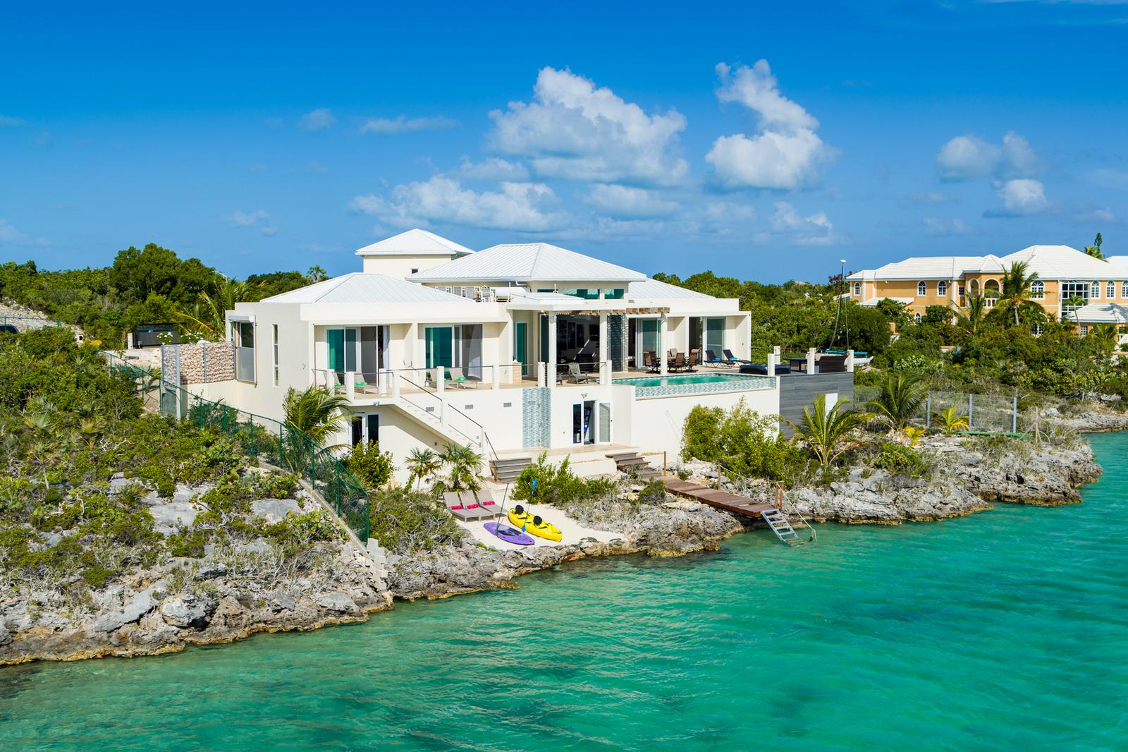 Caicos Cays Villa - Chalk Sound Waterfront — photo 5