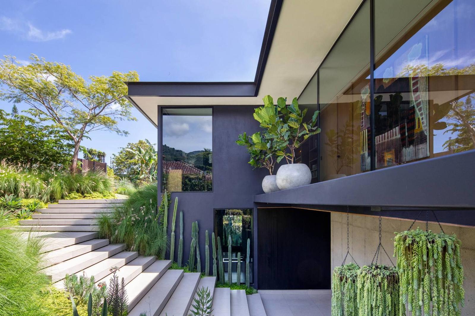 5 Bedroom Luxury Home for Sale in Escazu, San Jose, Costa Rica — photo 3