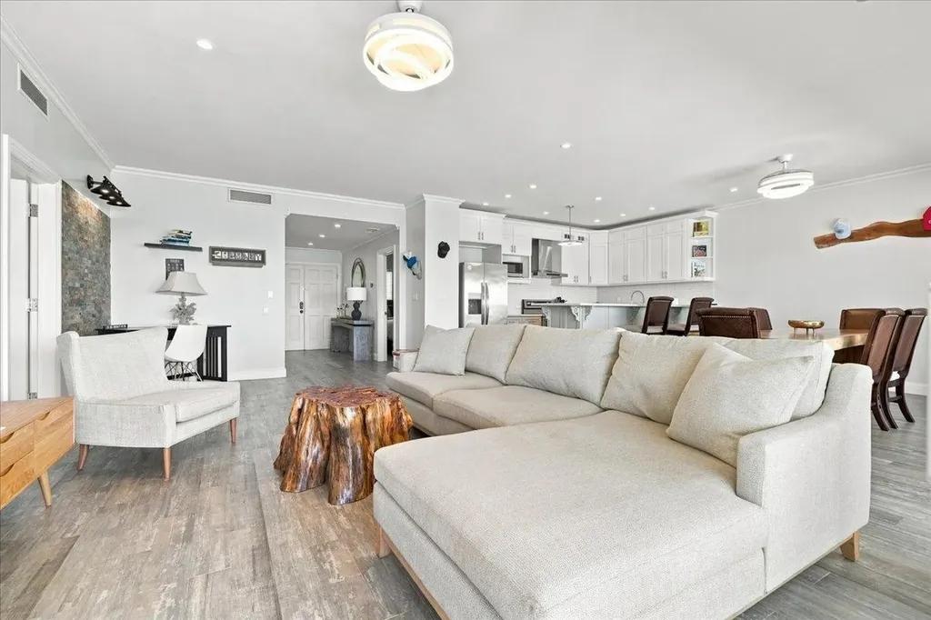 3-bedroom condo in Paradise Island with ocean views — photo 3