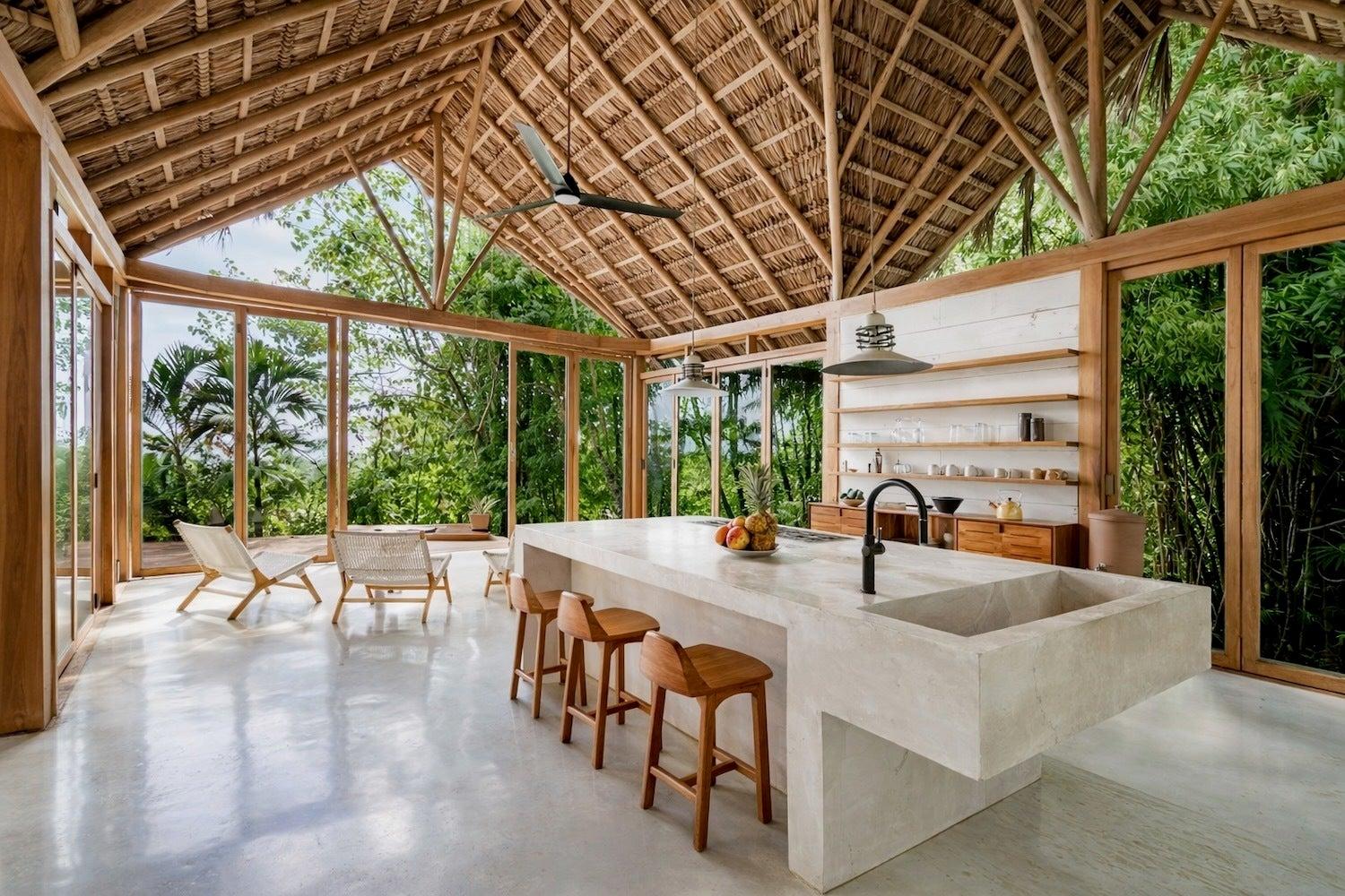 3 Bedroom Property for Sale, Santa Teresa, Puntarenas, Costa Rica — photo 2