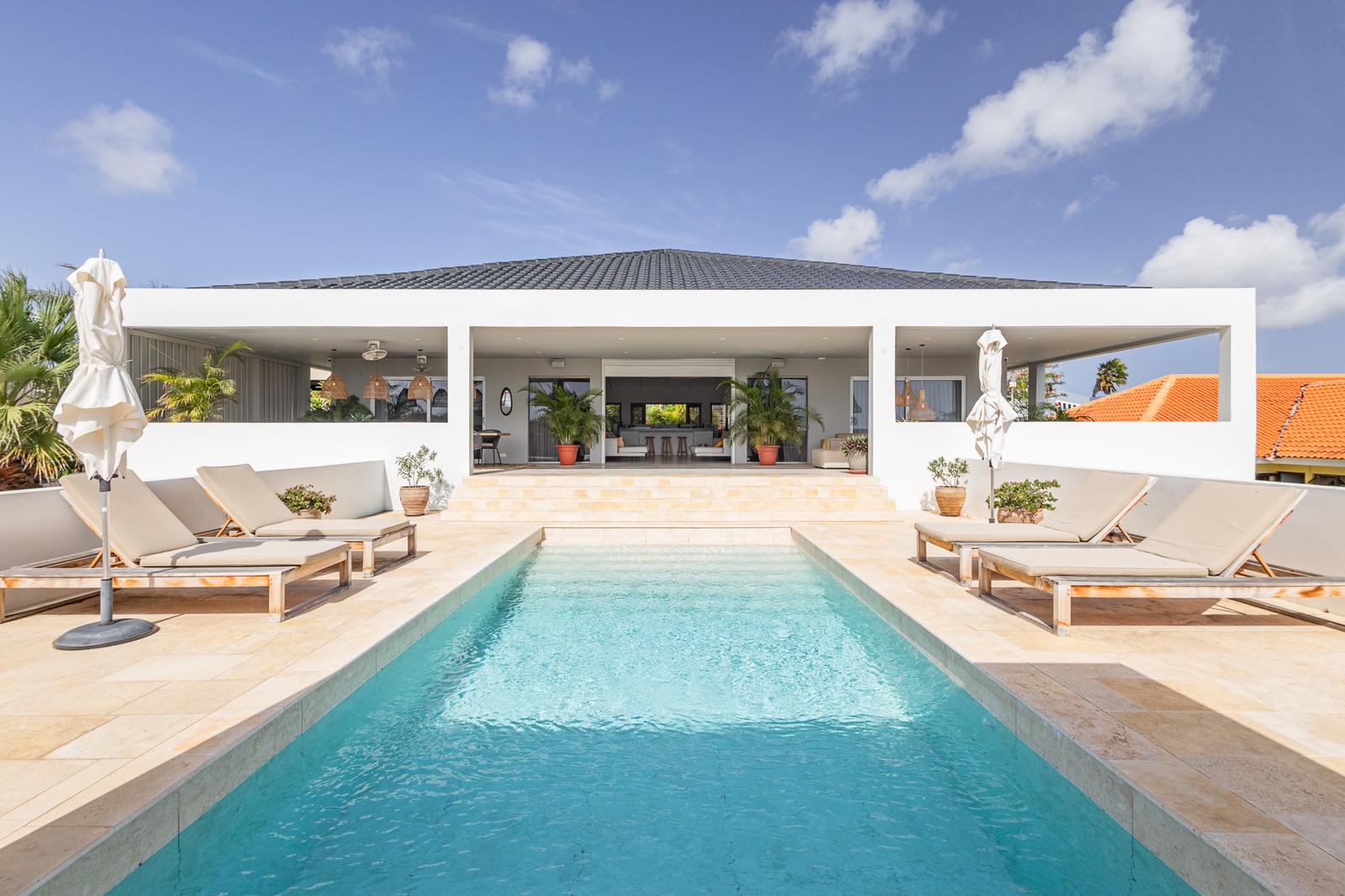 5 Bedroom Home for Sale in Jan Sofat, Curaçao — photo 1