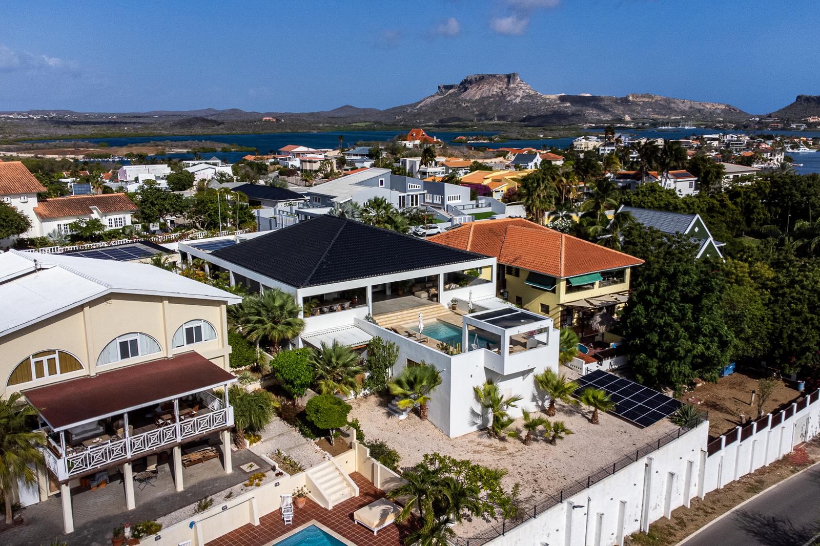 5 Bedroom Home for Sale in Jan Sofat, Curaçao — photo 4