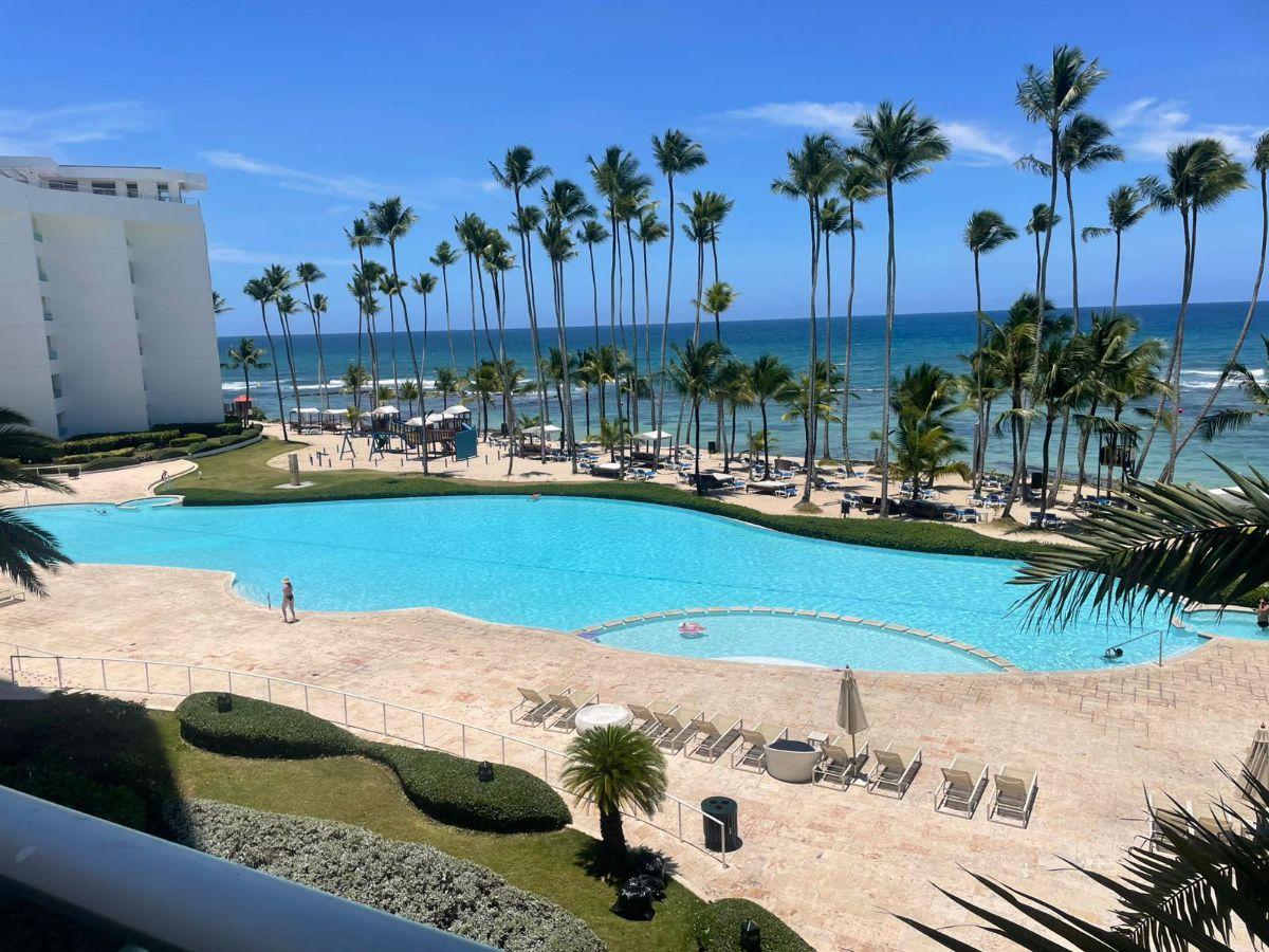 Cap Cana Land Sales: Luxury Lakefront Lots for Sale at The Golden Lakes Estates — photo 5