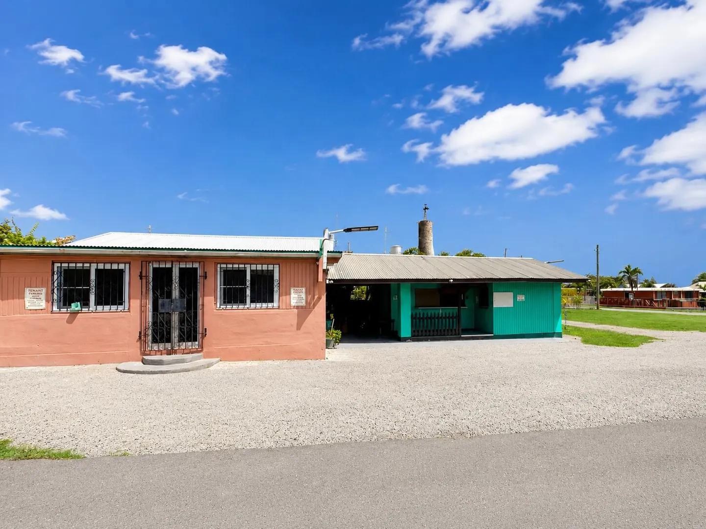 86 Sion Farm Qu - Commercial/Residential Property — photo 2