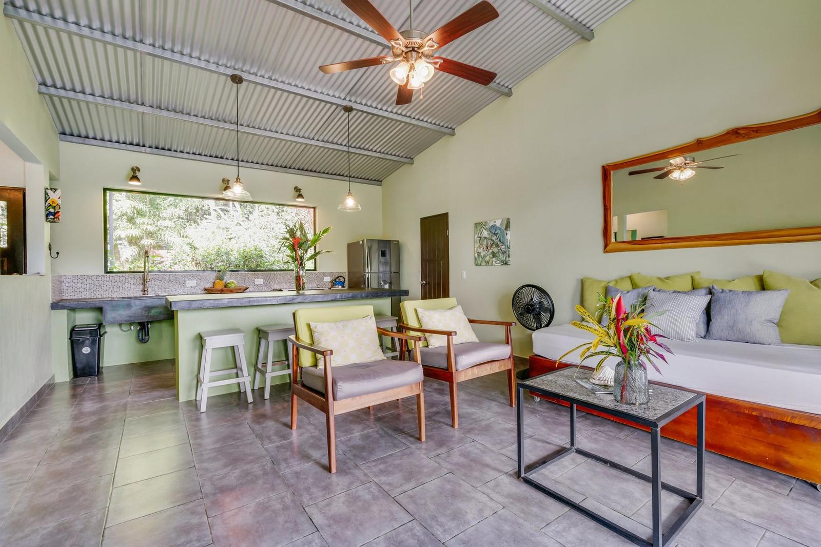 11-Acre Vacation Rental Property for Sale, Lagunas, Dominical, Puntarenas, Costa Rica — photo 5