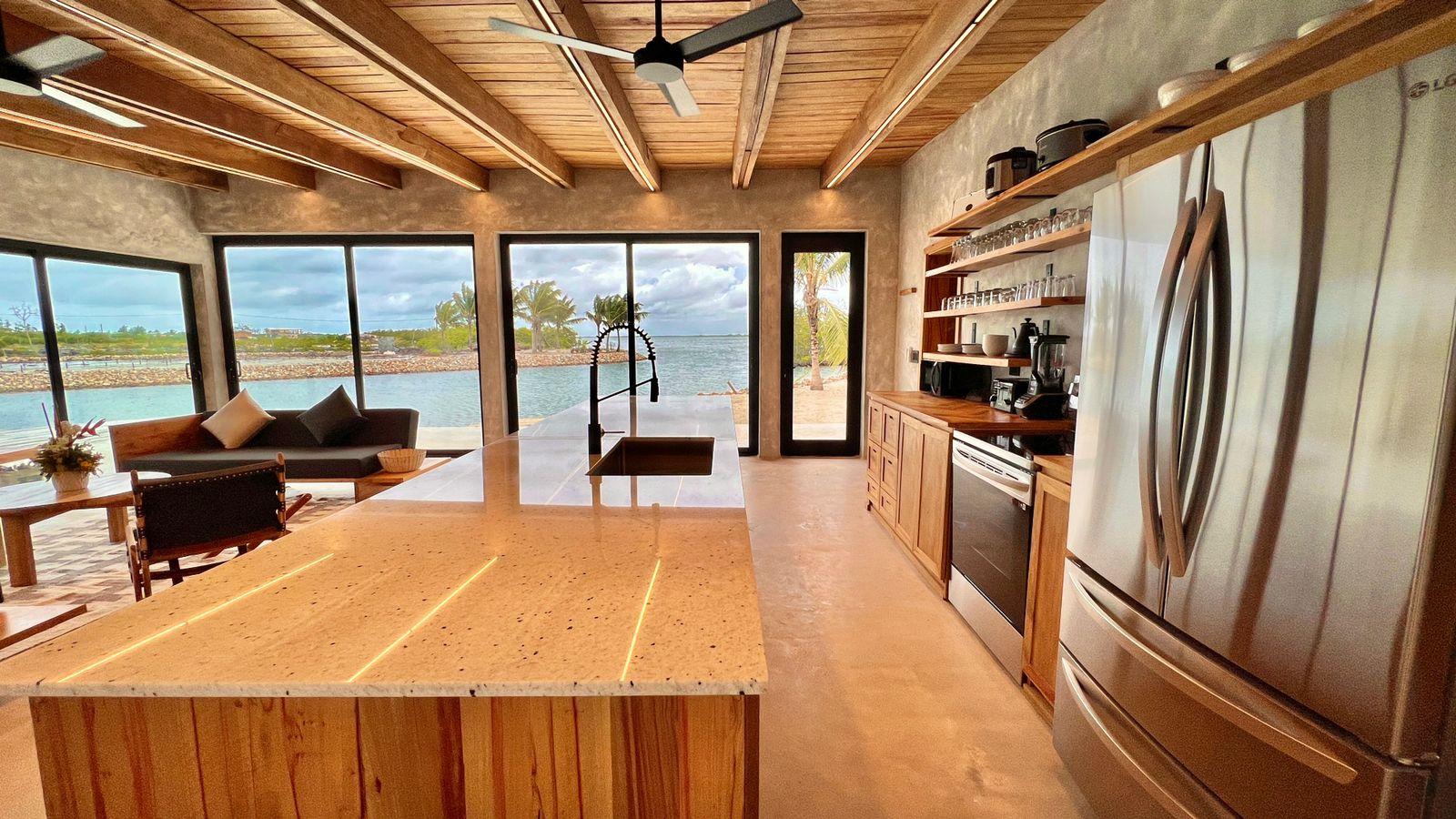 4-bedroom villa in SeaBird, Placencia (waterfront) — photo 5
