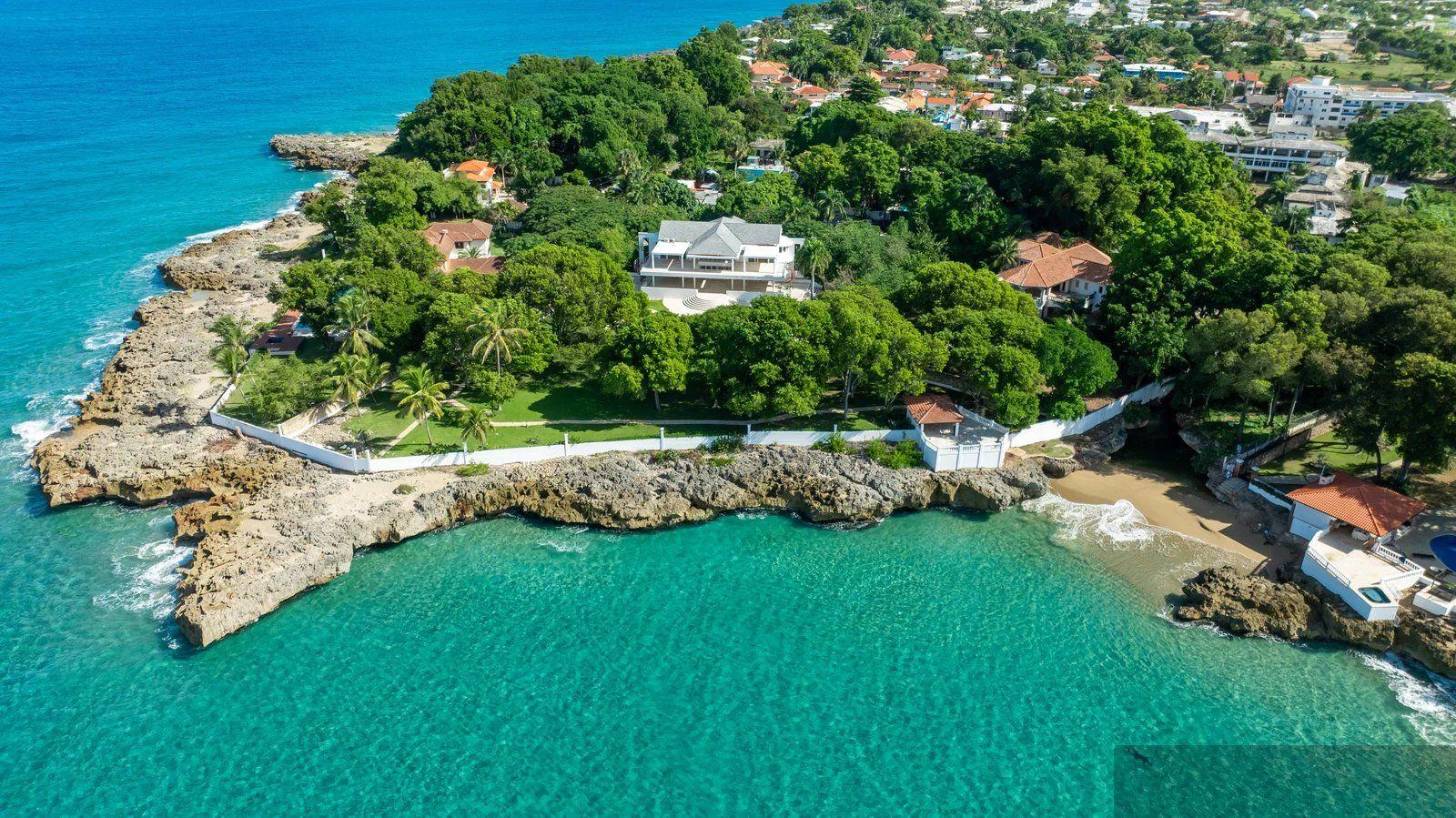 Luxury Oceanfront Villa for sale in Playa Chiquita, Sosúa | Private Beach Access — photo 1