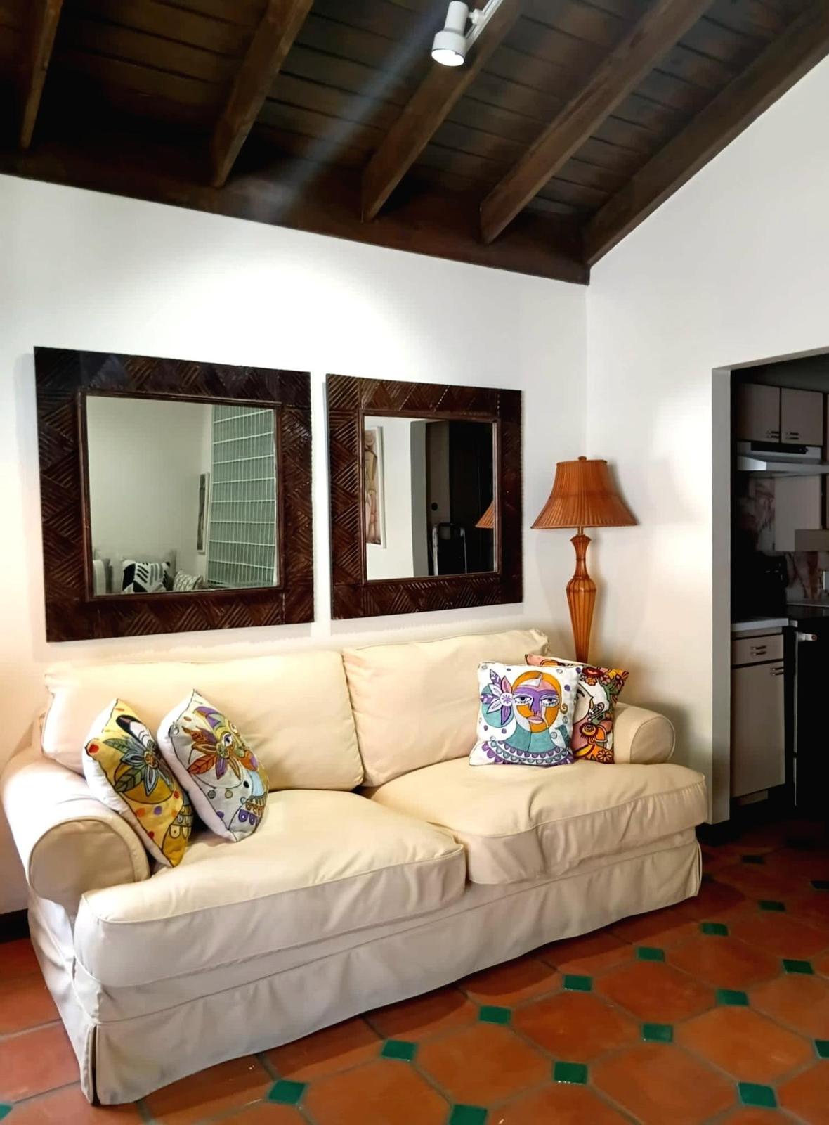 2-bedroom apartment in Paradise Island — photo 5