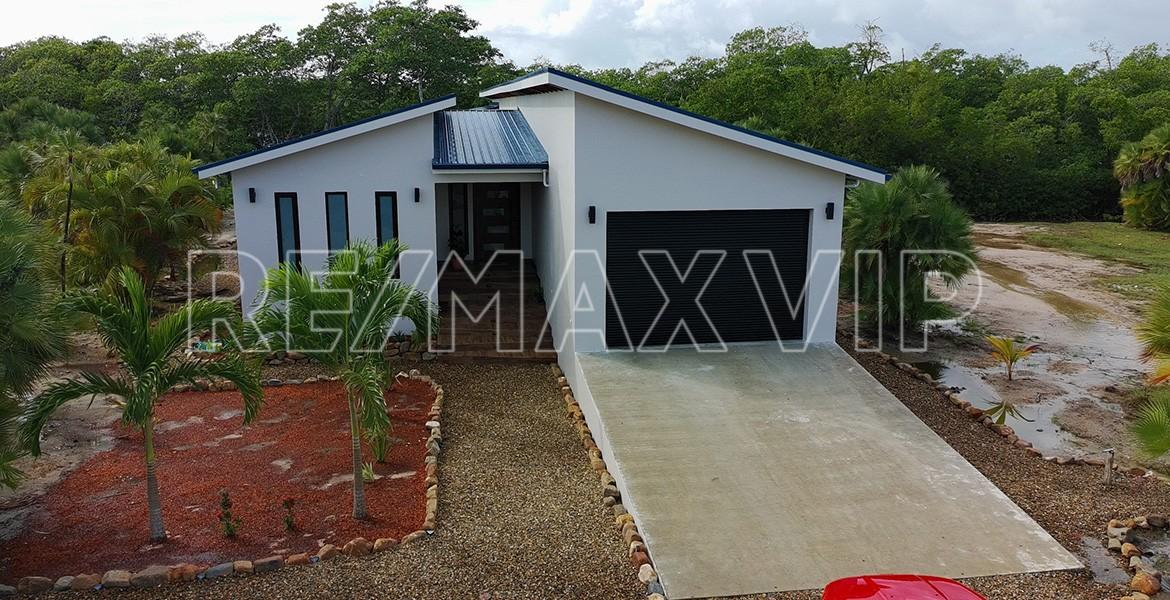 Beautiful Home with Private Pool in NAIA.388 Acres — photo 5