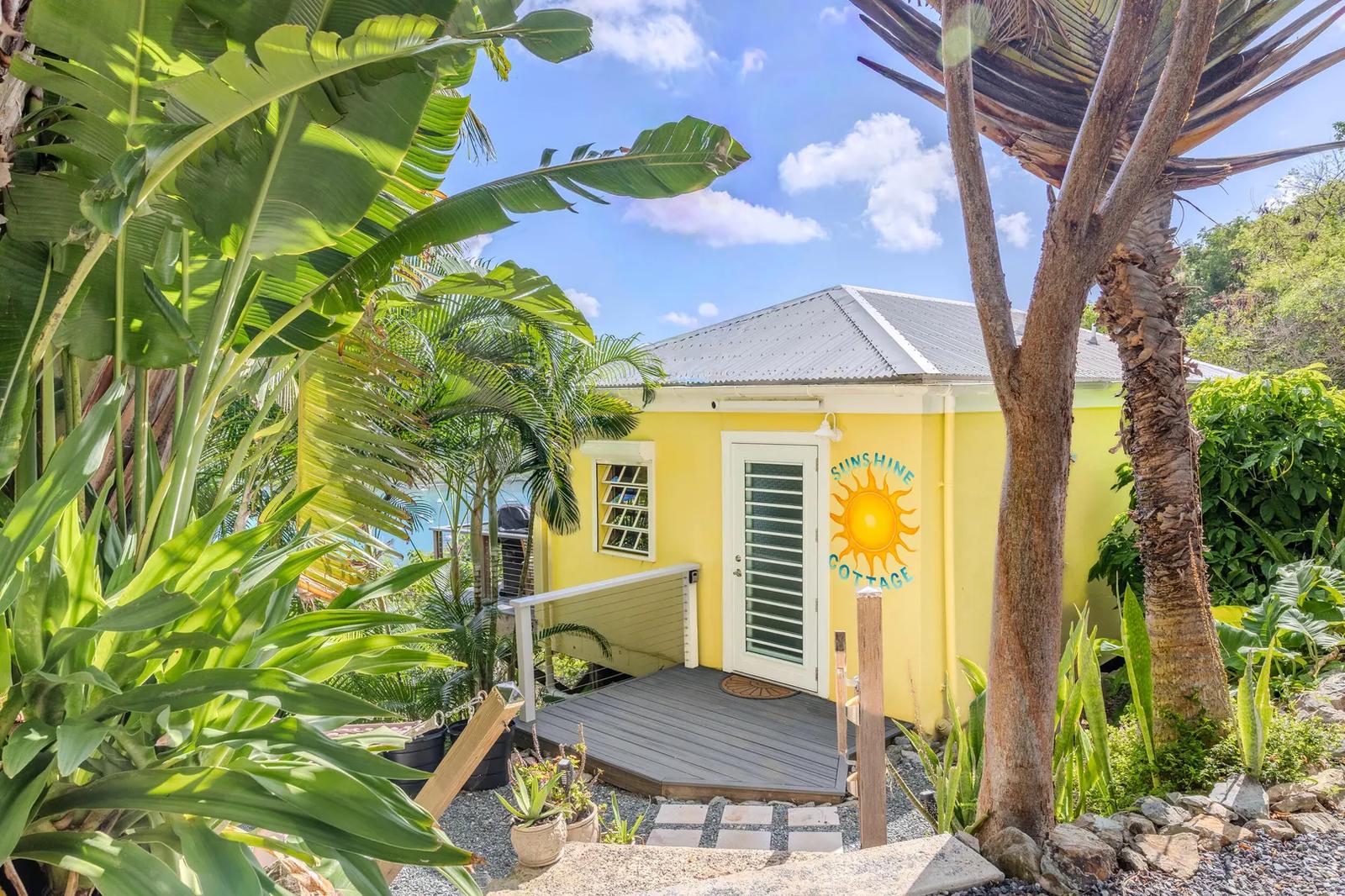 Sunshine Cottage overlooking Coral Bay Harbor — photo 1