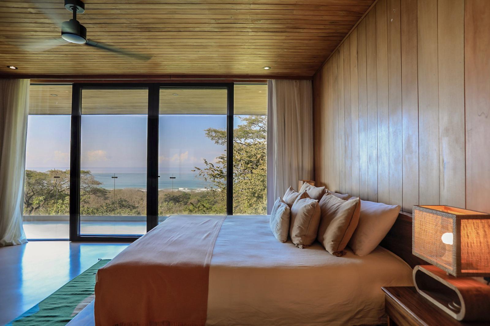7 Bedroom Luxury Ocean-View Villa for Sale, Playa Hermosa, Santa Teresa, Costa Rica — photo 3