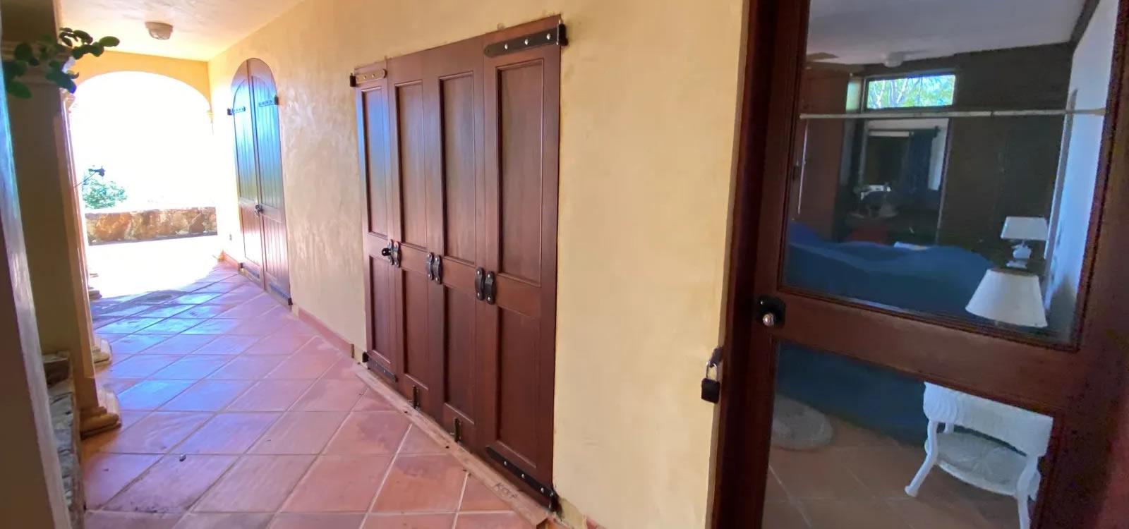 3-bedroom waterfront villa in Privateers Bay, Great Camanoe — photo 5