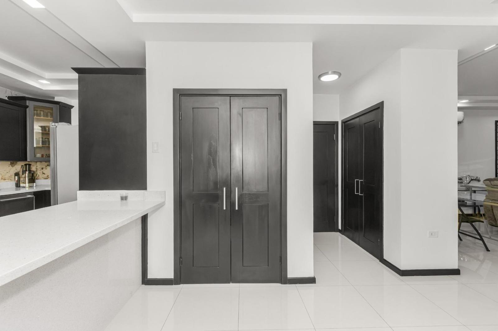 3 Bedroom Apartment for Sale, The Linneman, Degenhardt Close, Kingston 6, Jamaica — photo 5