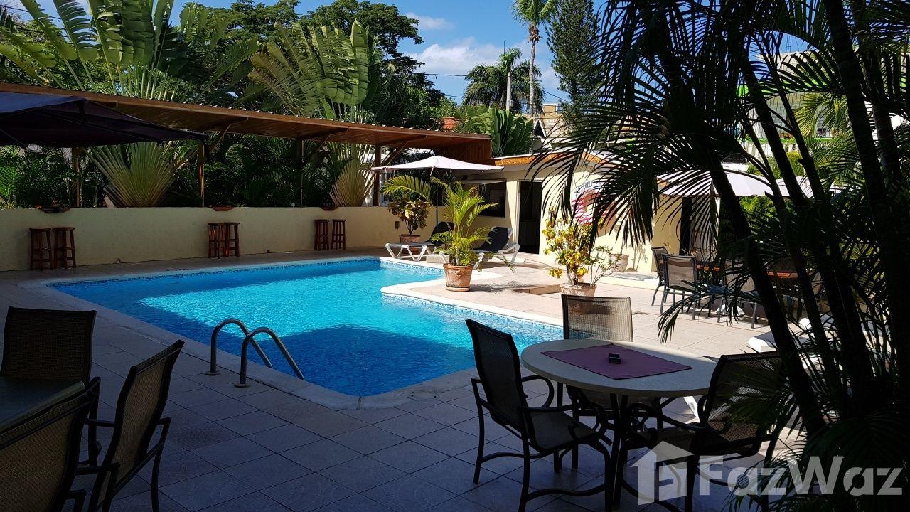 Good Running Hotel With Bar/Restaurant For Sale — photo 1