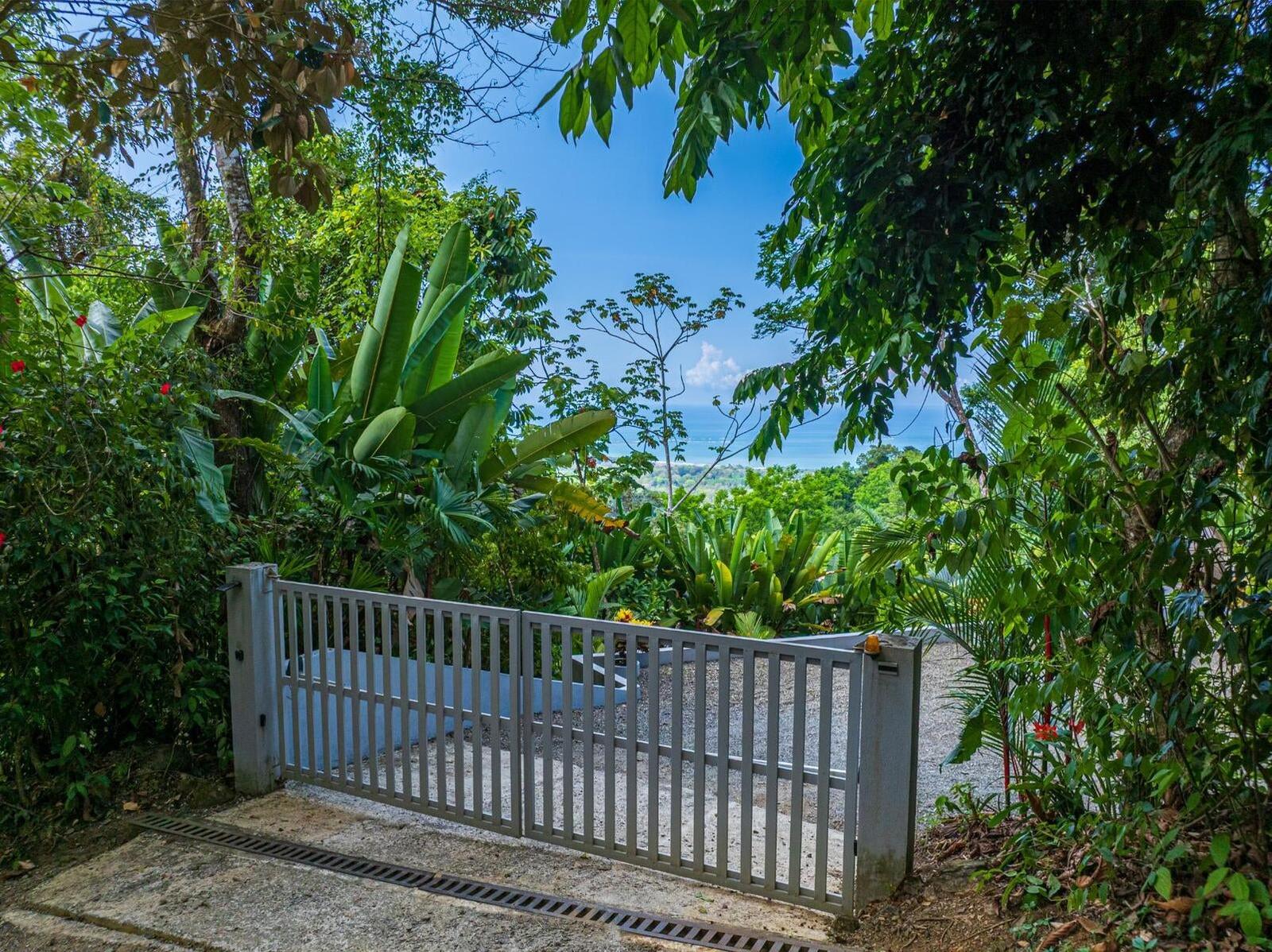 2 Bedroom Ocean-View Villa in Uvita — photo 5