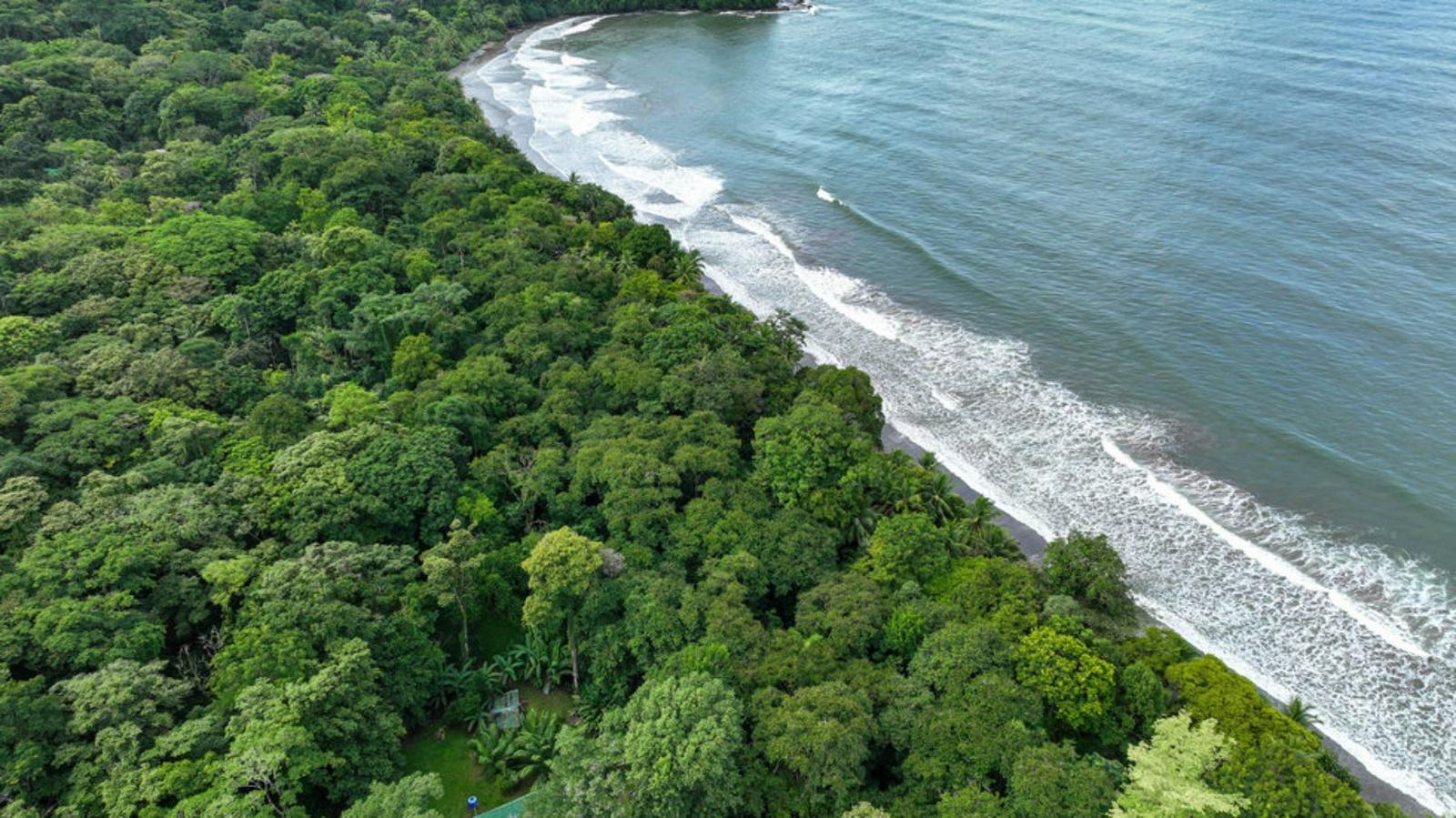 2.75 Acre Beachfront Property for Sale, Uvita, Puntarenas, Costa Rica — photo 1