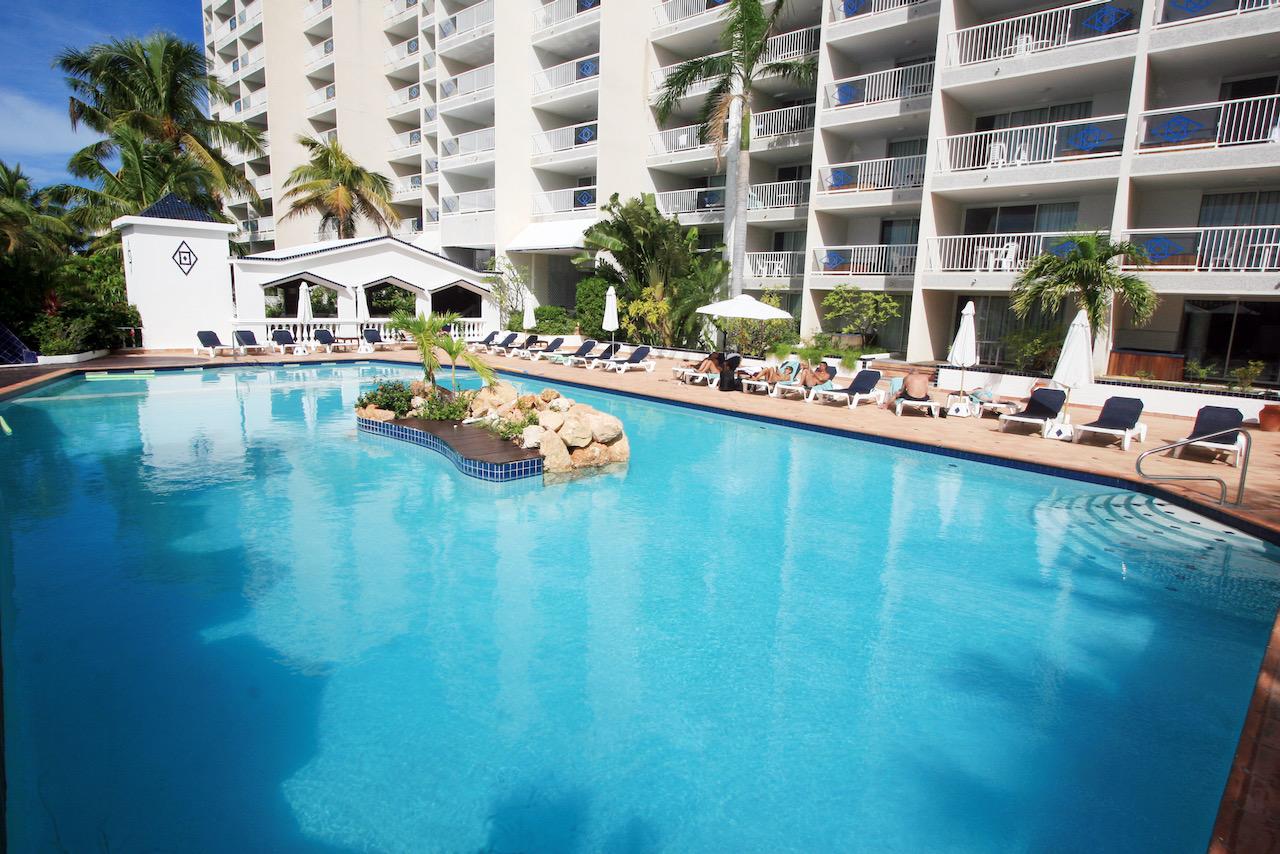 Sapphire Beach Club - 2 Bedroom Condo — photo 1