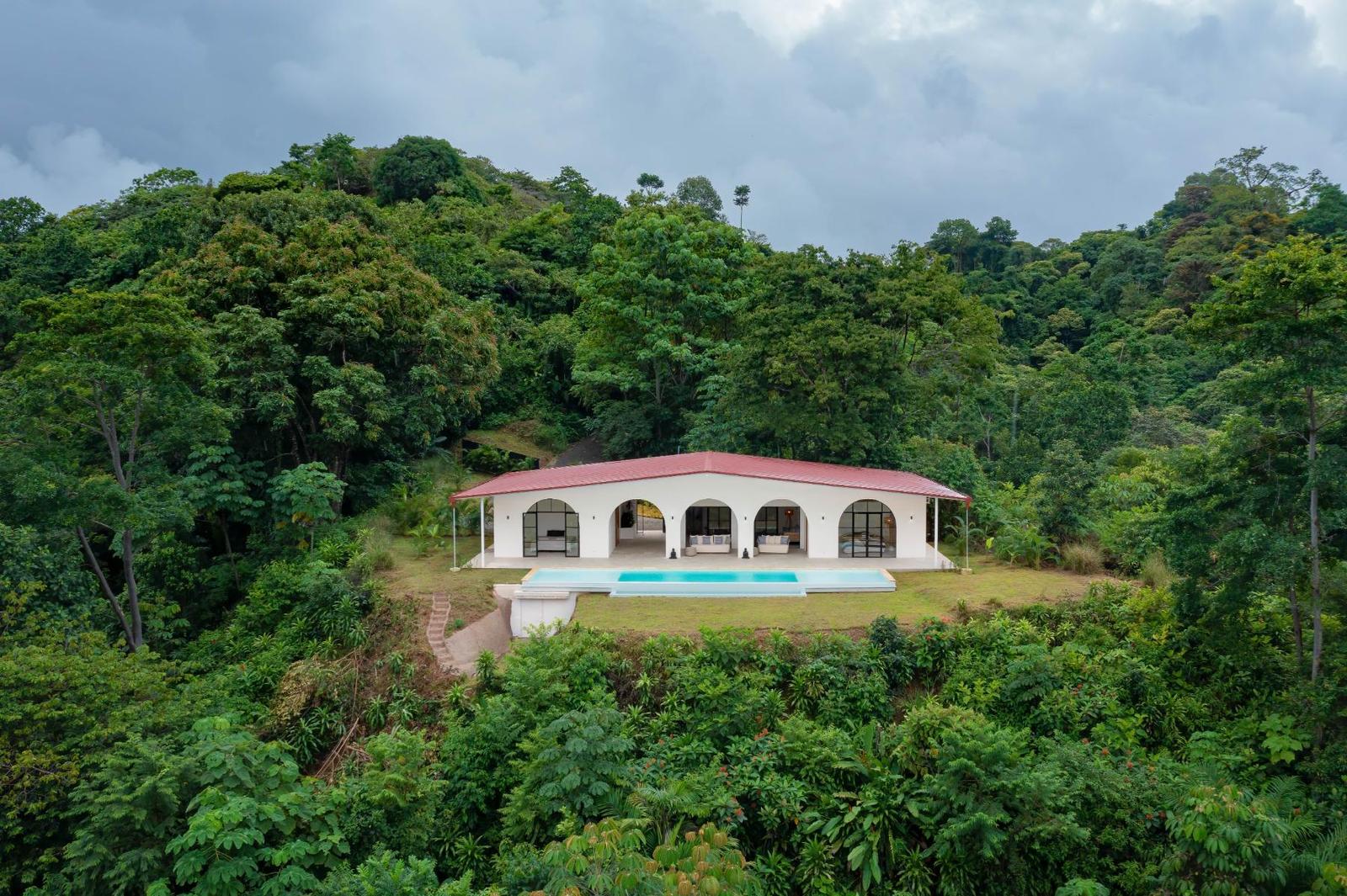 2 Bedroom Home for Sale in Ojochal, Puntarenas, Costa Rica — photo 1