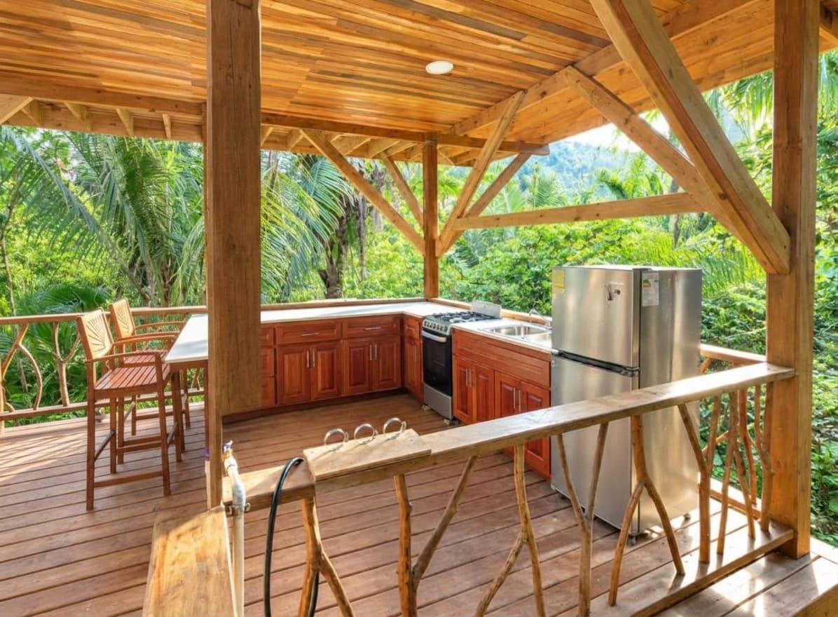 2-bedroom treehouse in Benque Viejo, Belize — photo 5