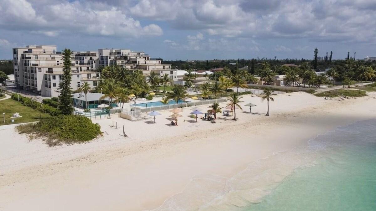 2 bedroom Apartment for sale — CORAL BEACH in Grand Bahama, The Bahamas — photo 1