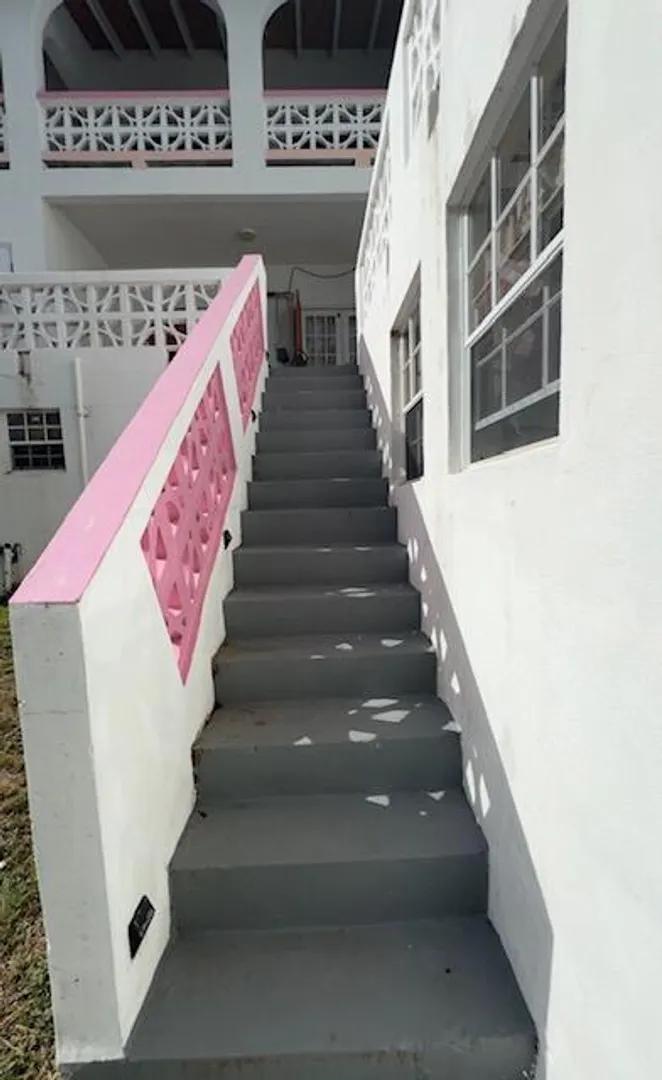 2 Beds 1 Bath Apartment in Christiansted, US Virgin Islands — photo 2