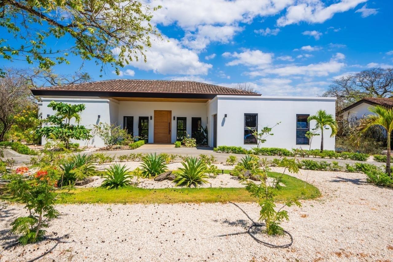 5 Bedroom Luxury Home for Sale, Los Almendros, Hacienda Pinilla, Guanacaste, Costa Rica — photo 1