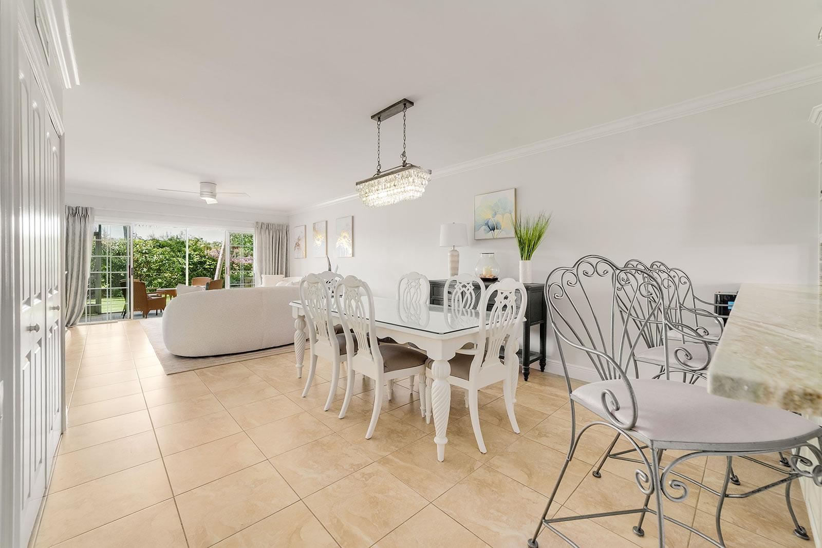 3 Bedroom Apartment for Sale, Lions Court, Britannia, Seven Mile Beach Corridor, Grand Cayman — photo 5