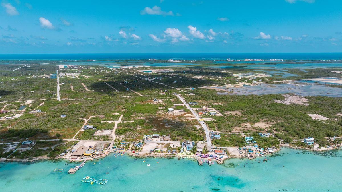 Belize Secret Beach Lots For Sale with Financing — photo 1