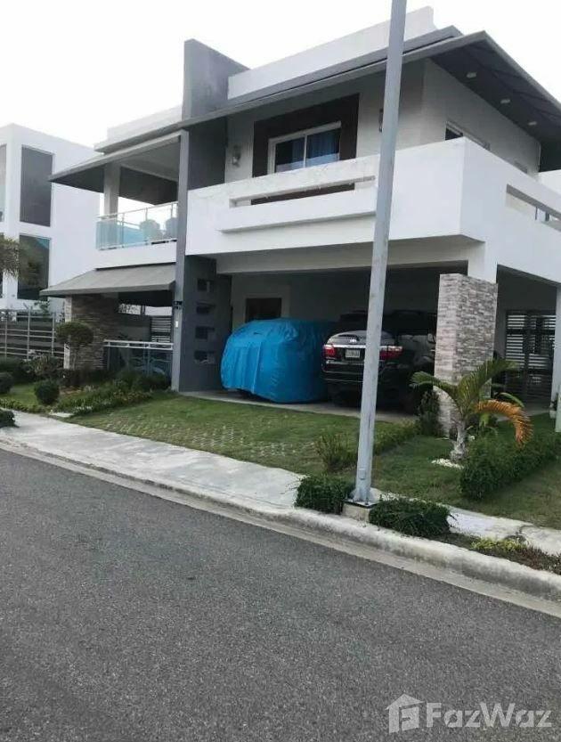 4 bedroom Cristobal for sale at Residential Closed and Security House For Sale in San Cristobal, San Cristobal, Dominican Republic — photo 1