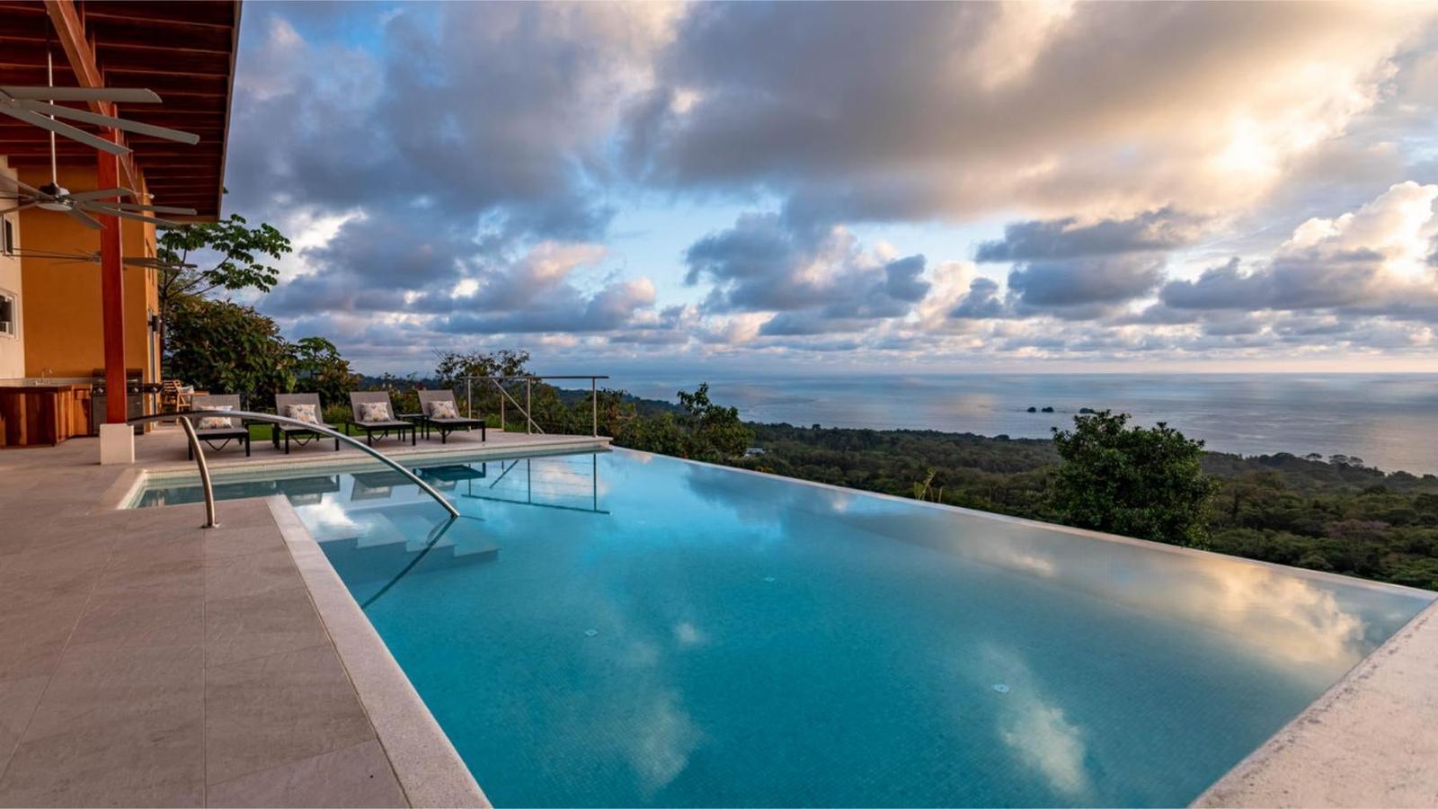4 Bedroom Luxury Ocean-View Home for Sale in Uvita, Puntarenas, Costa Rica — photo 1