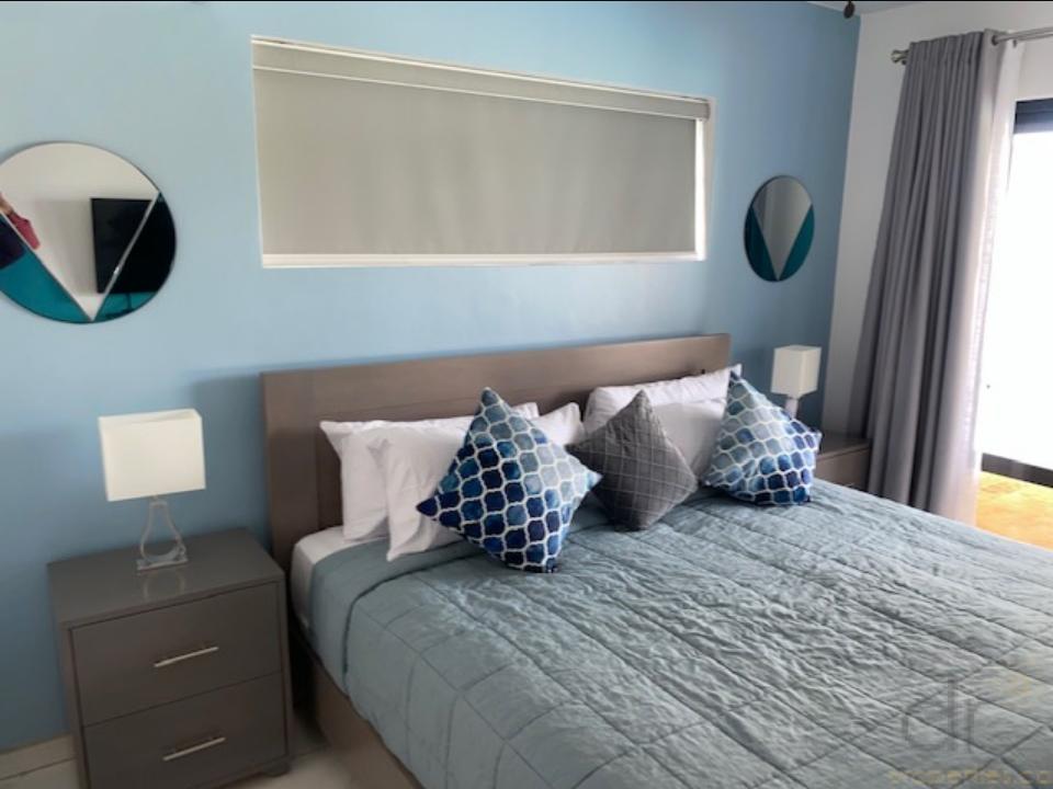 Bright And Modern 2-bedroom Villa — photo 1