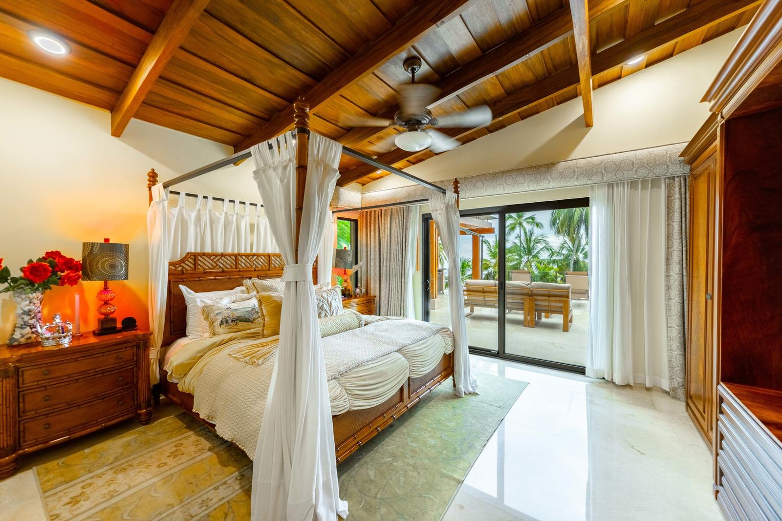 4 Bedroom Beach Home for Sale, Playa Escondida, Jaco, Puntarenas, Costa Rica — photo 5