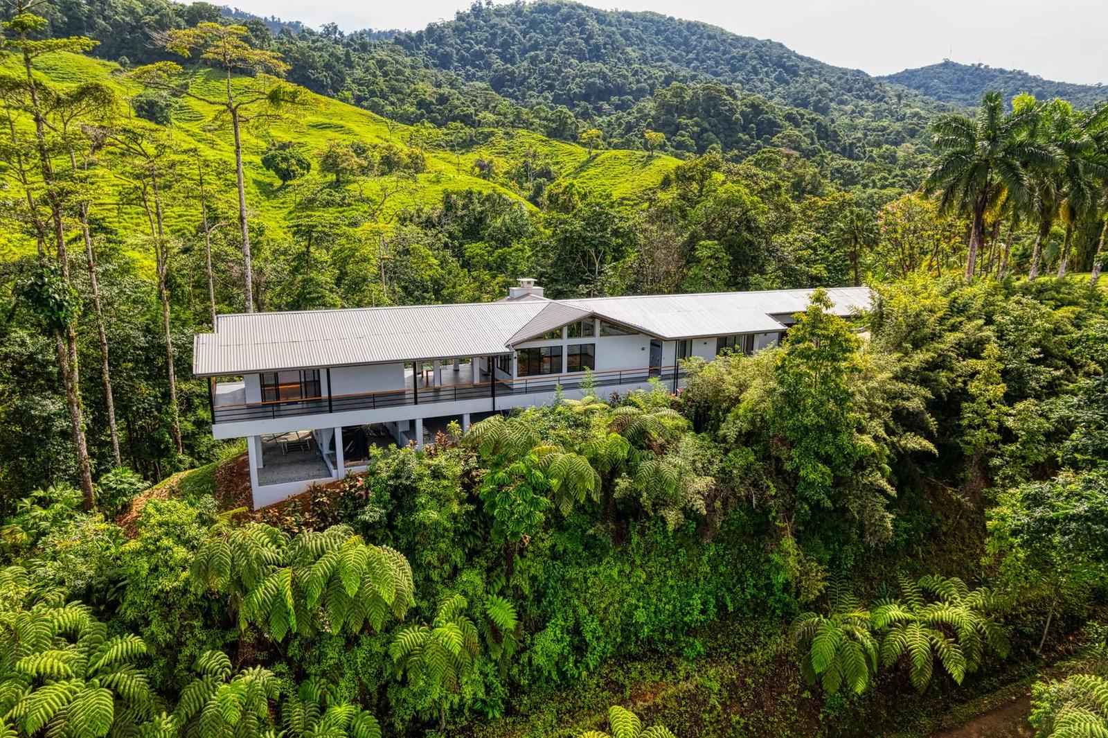 3 Bedroom Ocean-View Home for Sale, Tinamastes, San Jose Province, Costa Rica — photo 2