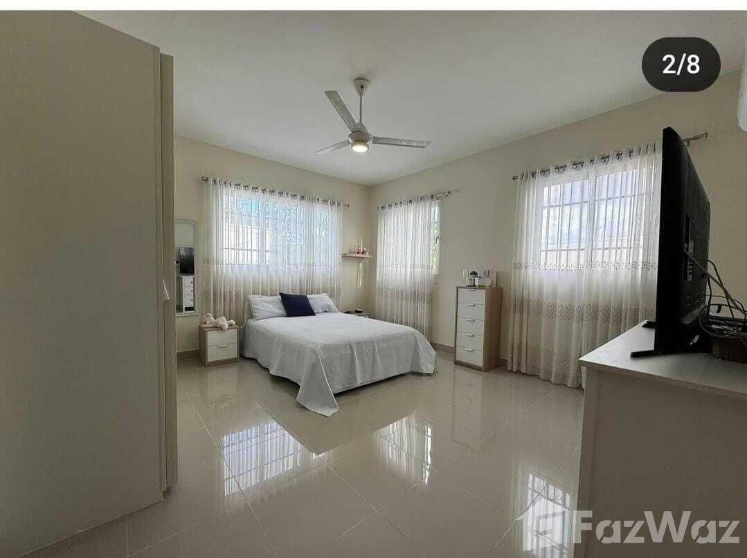 4 bedroom house in Santiago De Los Caballeros for sale — photo 4