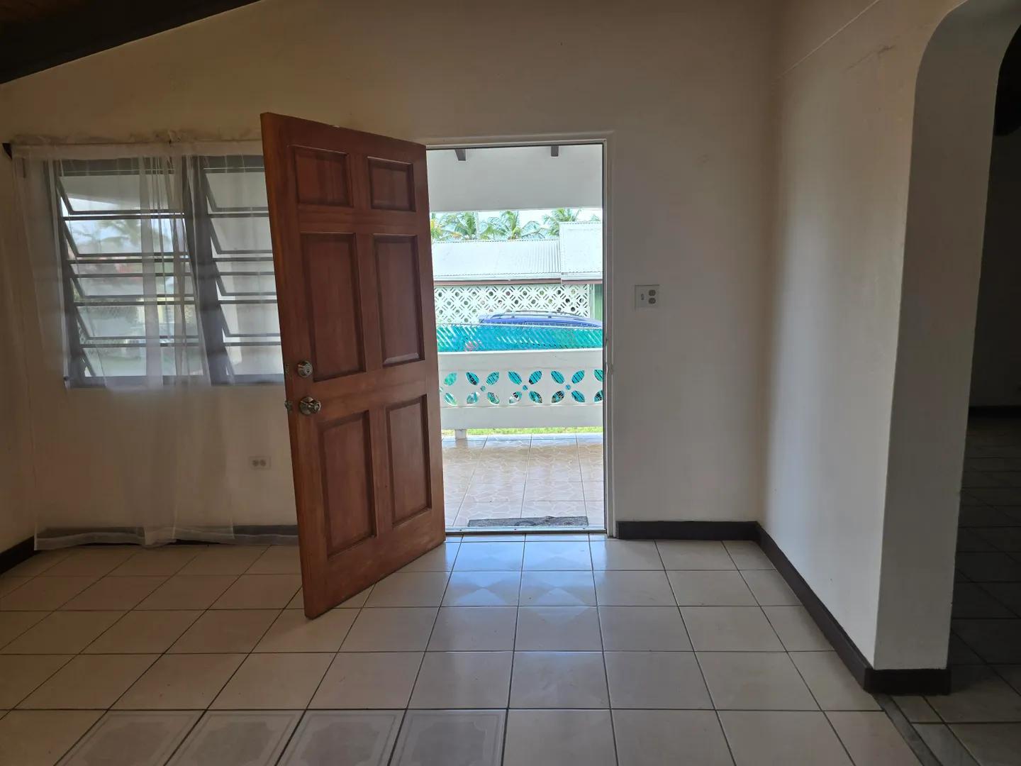 3 Bed 1 Bath House in Golden Rock — photo 5