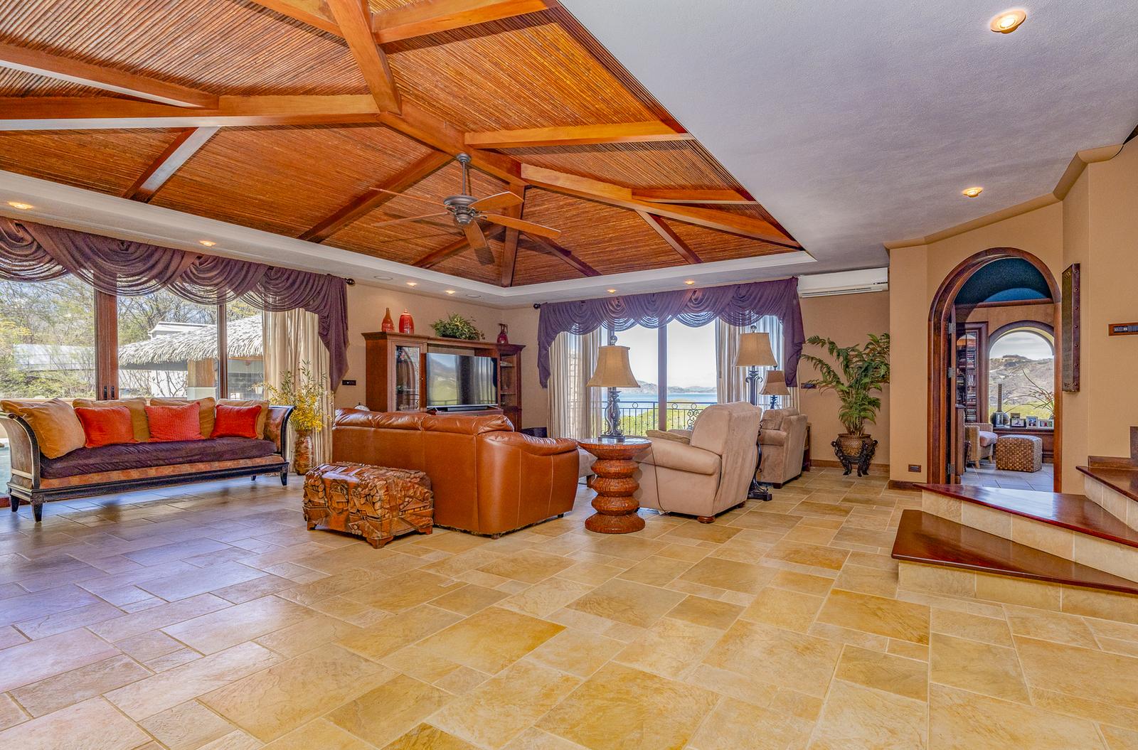 7 Bedroom Ocean-View Home for Sale, Playa Hermosa, Guanacaste, Costa Rica — photo 5