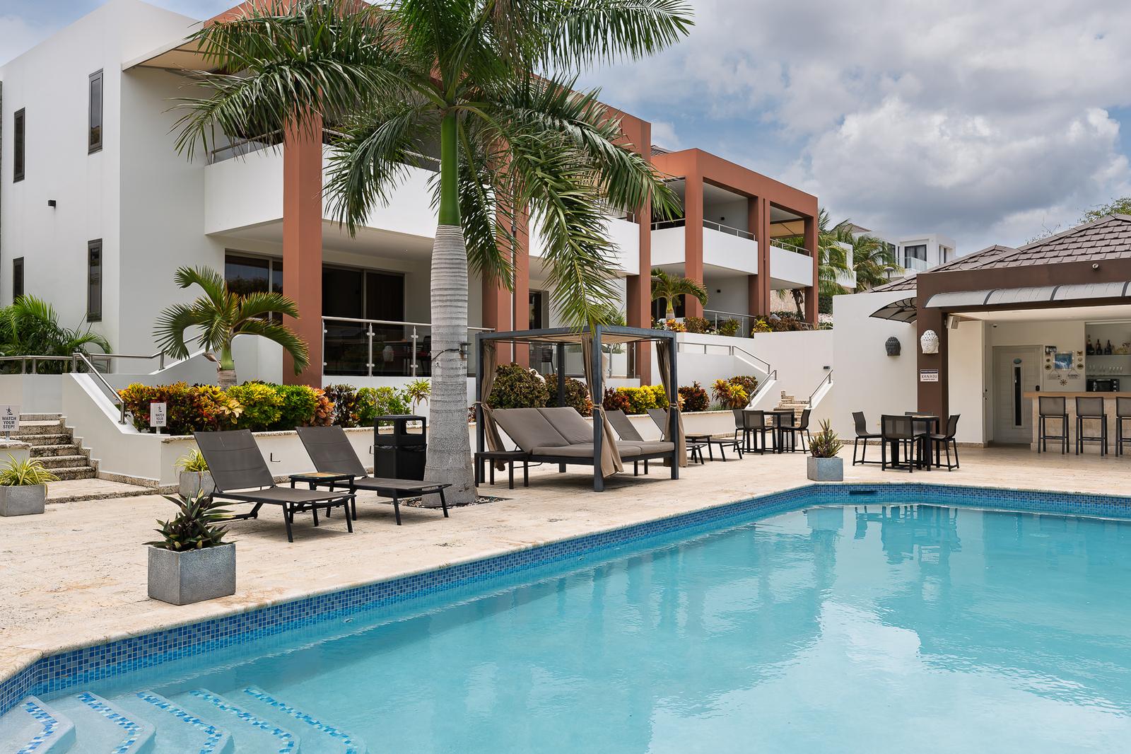 12-unit apartment complex in Blue Bay, Curaçao — photo 2