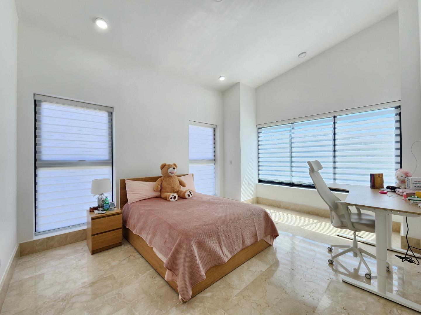 Contemporary 5-bedroom Residence In Puntacana Village — photo 5