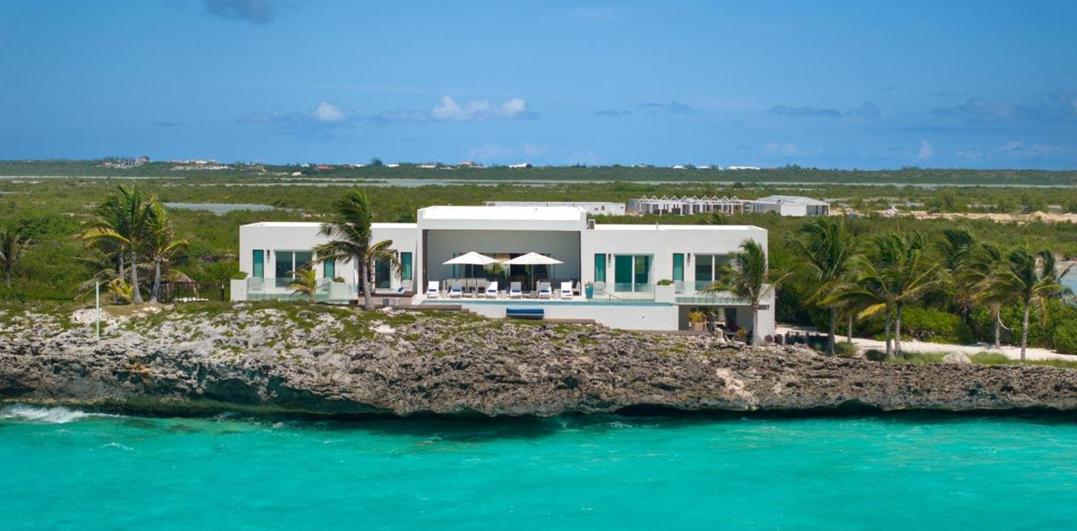 Tip of the Tail Villa 5BR in TCI — photo 1