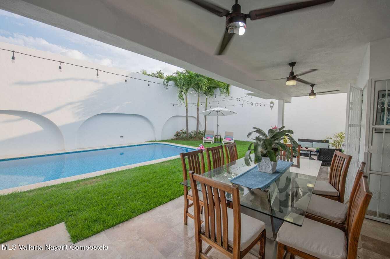 4 Bedroom House for Sale, Las Gaviotas, Puerto Vallarta, Mexico — photo 1