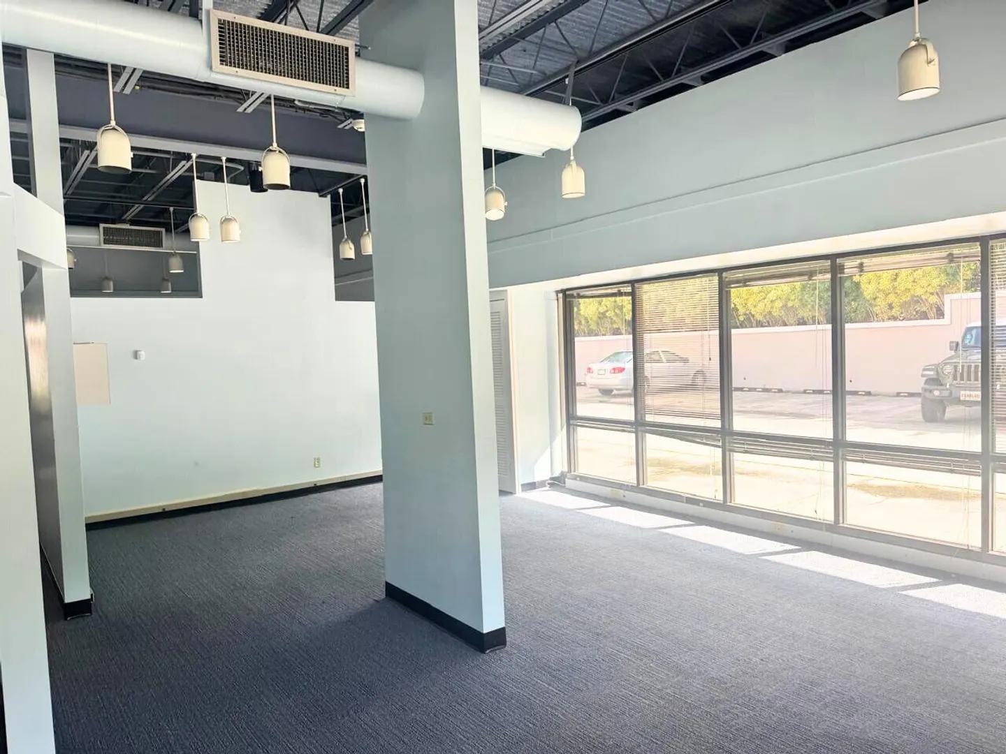 14a Thomas New — photo 1