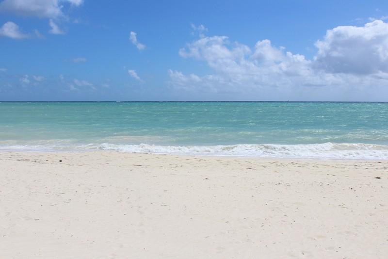 2-bedroom apartment in Riviera Towers, Grand Bahama — photo 5