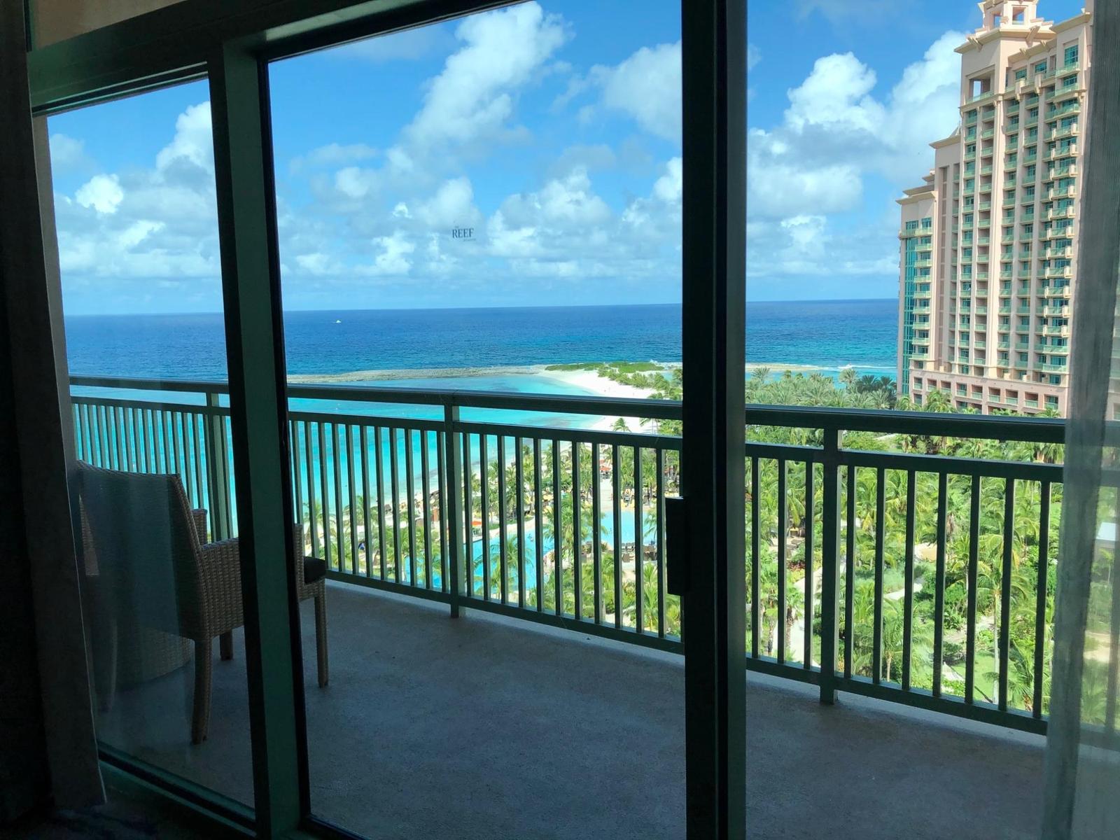 1-bedroom condo in Nassau / New Providence — photo 1