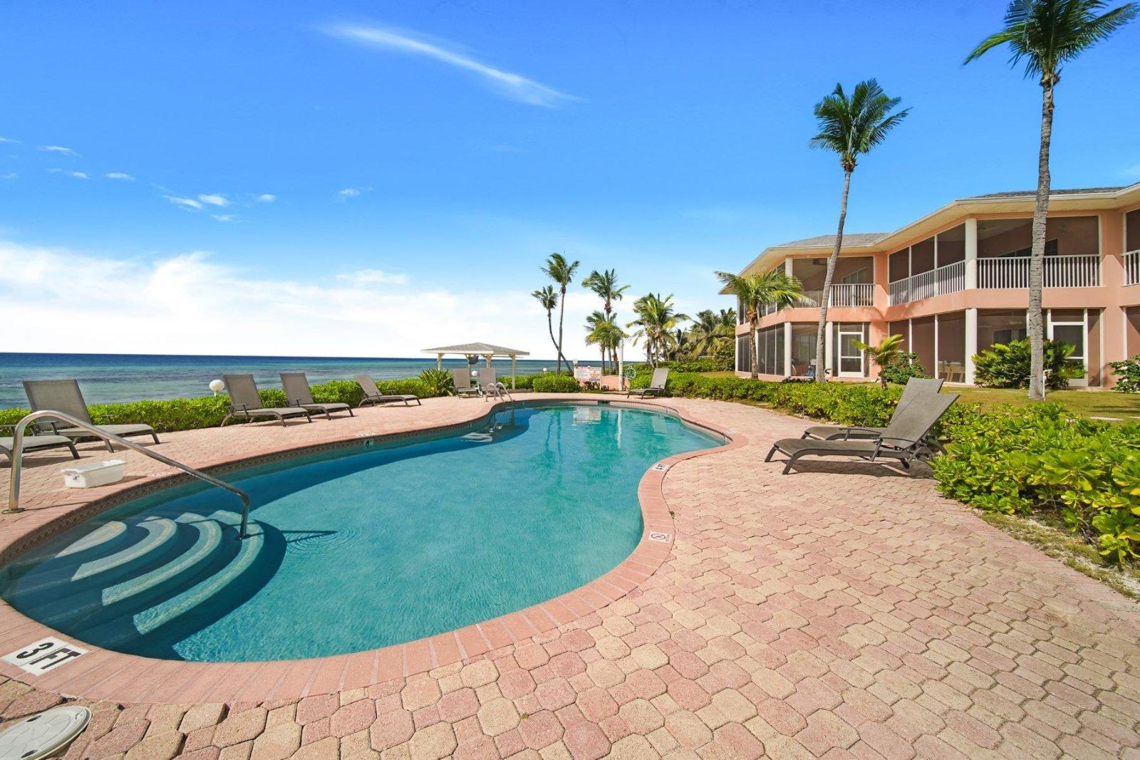 2 Bedroom Oceanfront Townhouse for Sale, Northern Lights 8, North Side, Grand Cayman — photo 4