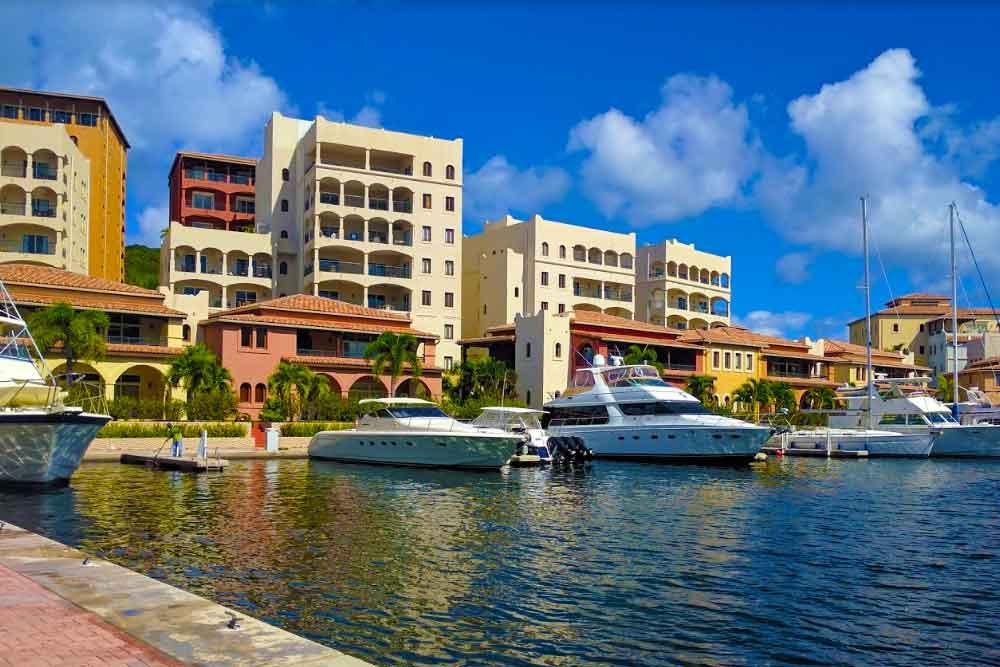 3-bedroom condo in Cupecoy, Sint Maarten — photo 1