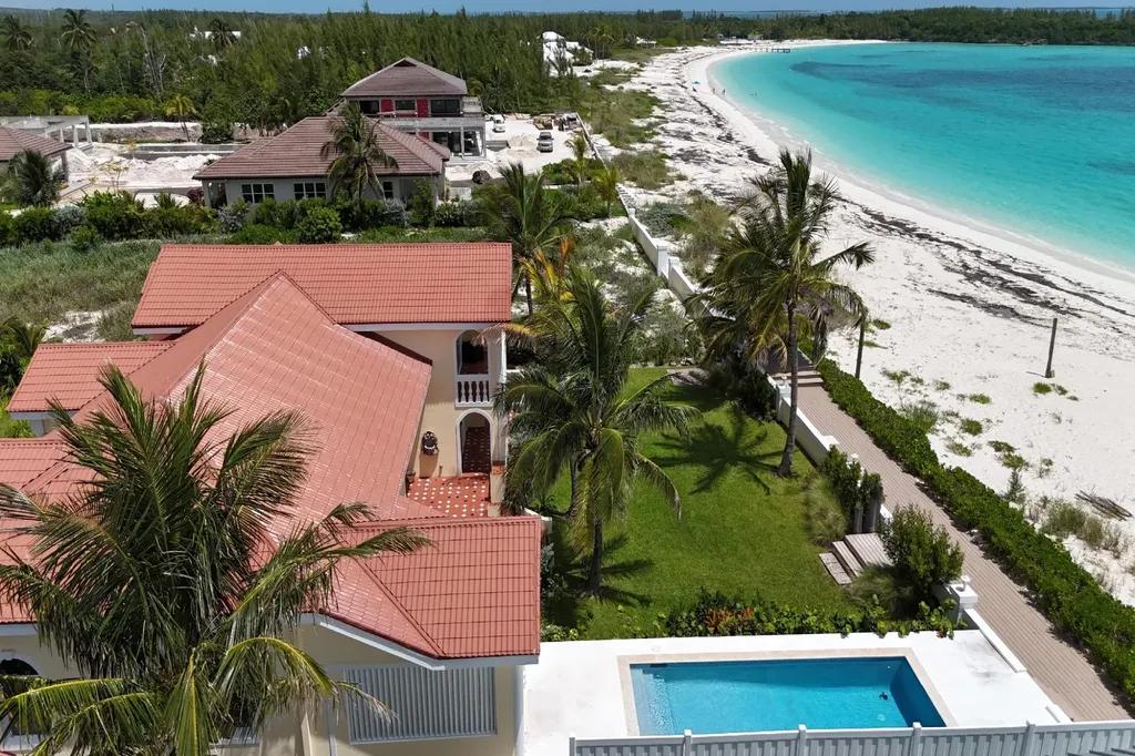 6-bedroom beachfront estate in Treasure Cay — photo 1