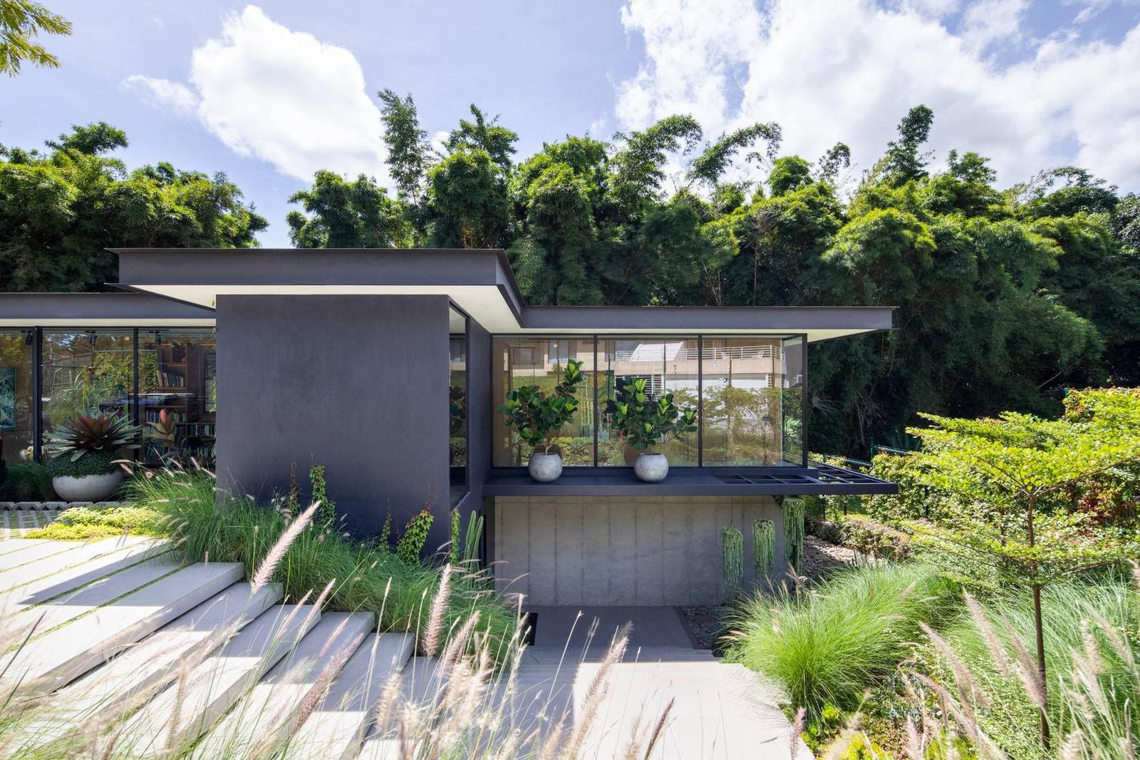 5 Bedroom Luxury Home for Sale in Escazu, San Jose, Costa Rica — photo 1