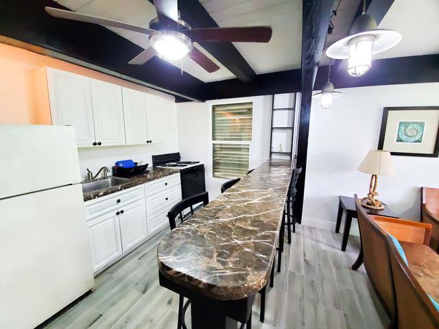1-bedroom apartment in WEST BAY STREET, Nassau — photo 4
