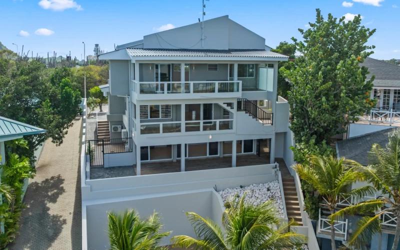 8BR Waterfront Villa Jan Sofat — photo 5