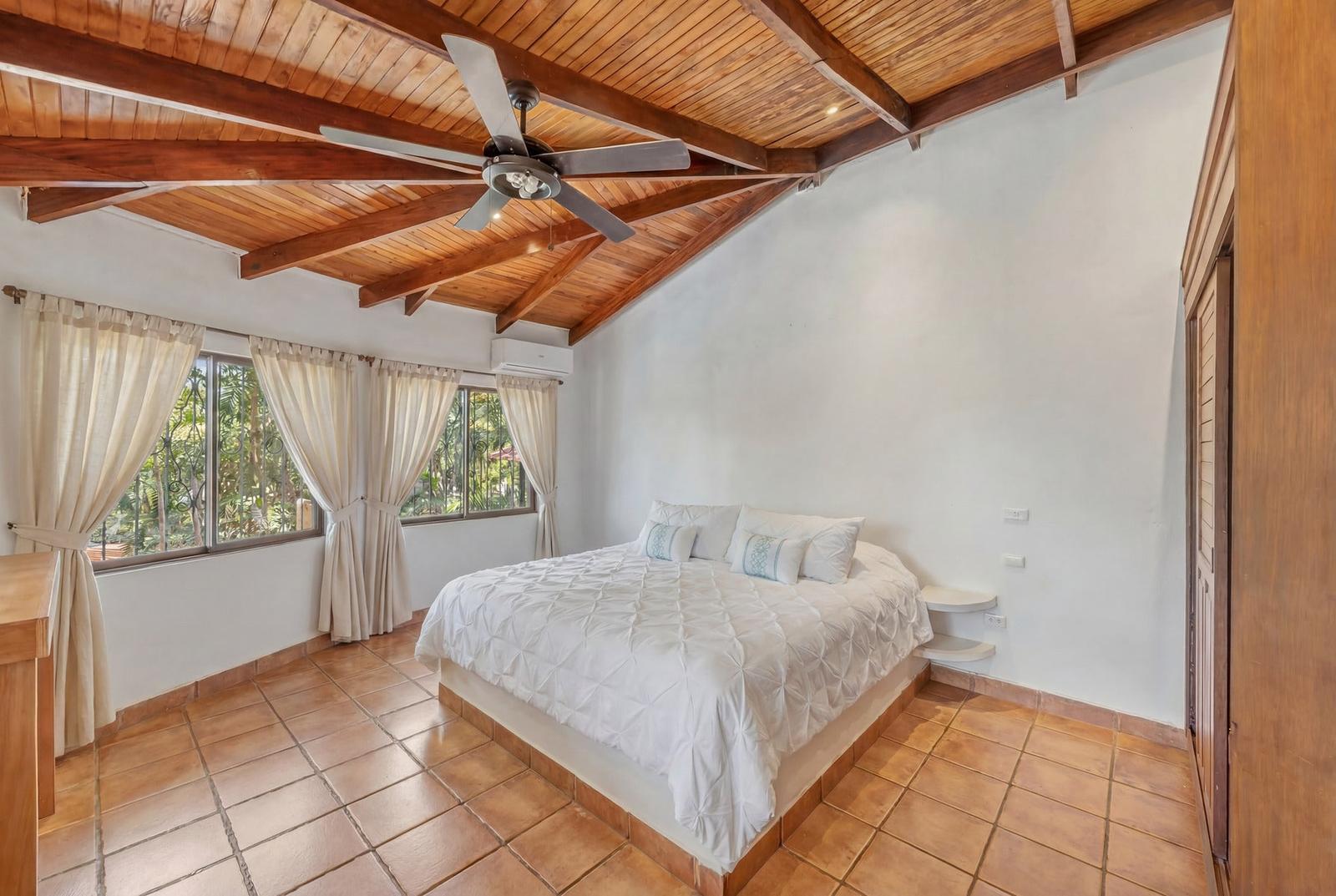 5 Bedroom Multi-Unit Property for Sale, Tamarindo, Guanacaste, Costa Rica — photo 5